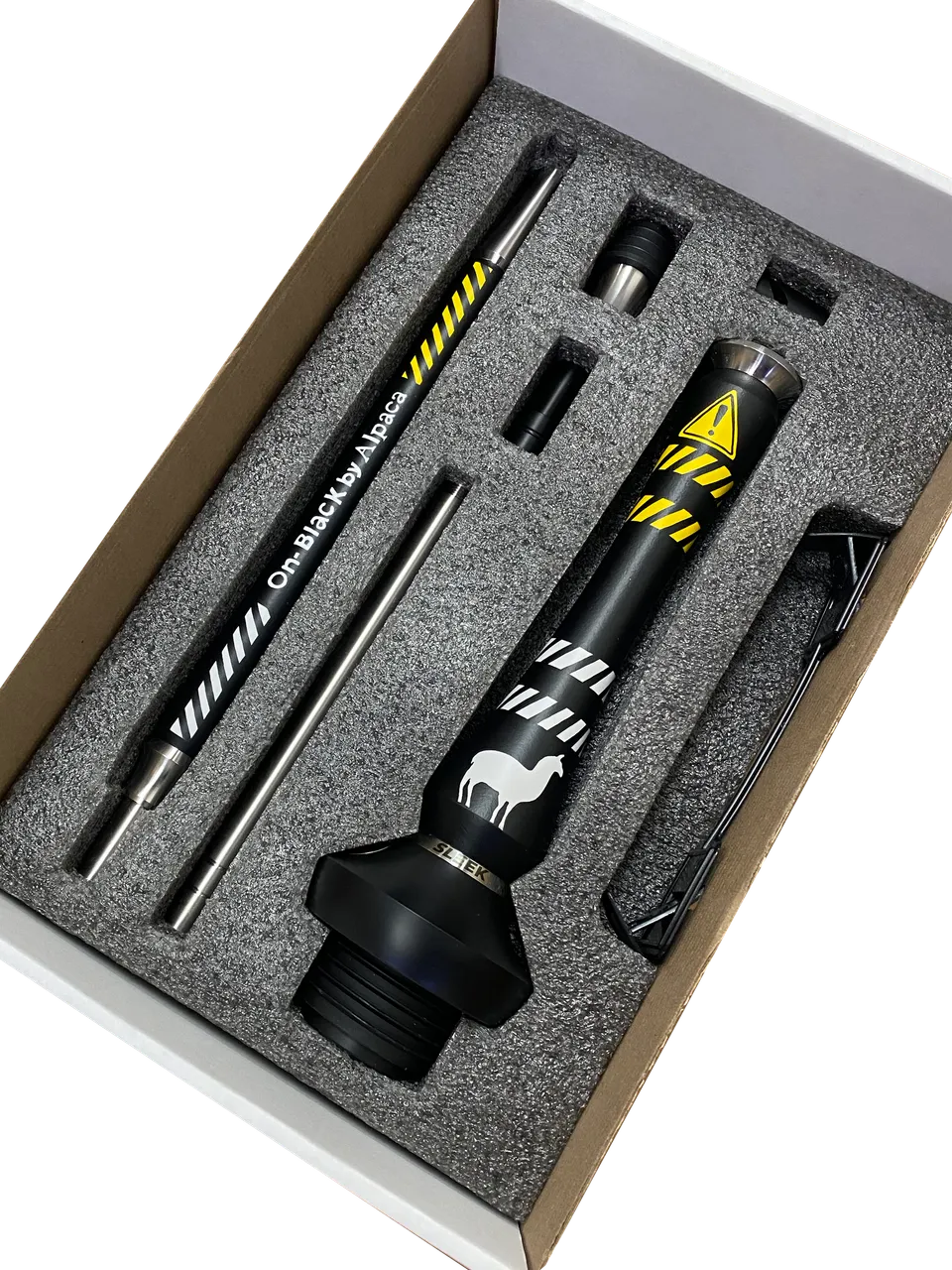 union-x-alpaca-sleek-shisha-on-black-limited-edelstahl image 1
